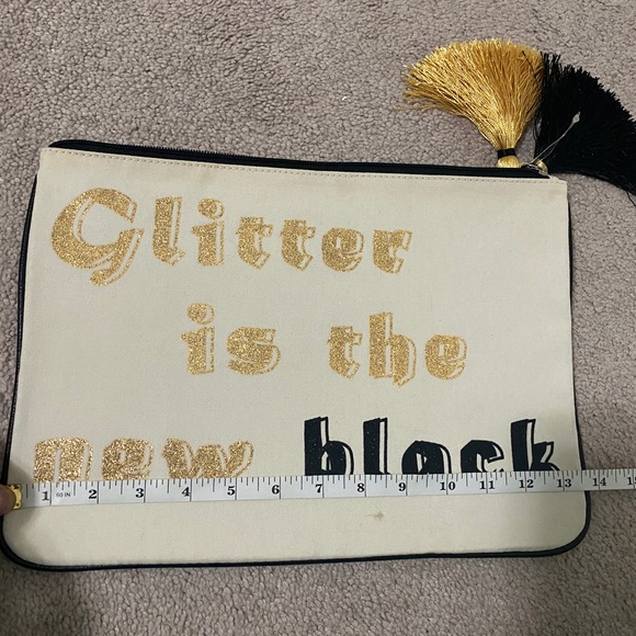 Ipad,tablet case or pouch - Picture 4 of 4